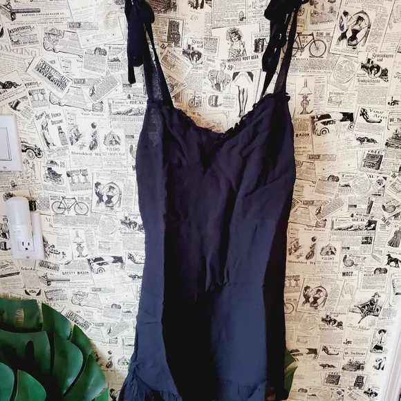 NWT Reformation Christine Dress Black Size Mini